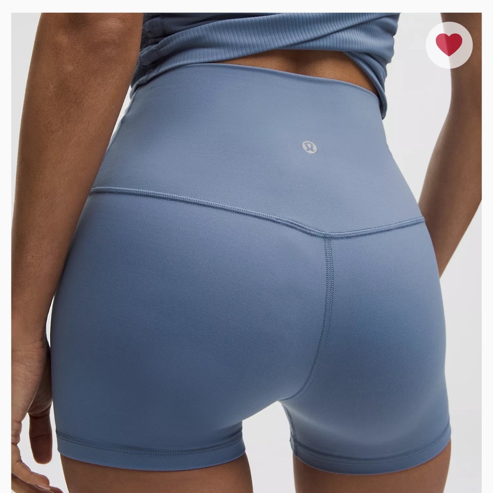 NWT woman’s size 14 lululemon align shorts 4” - Picture 2 of 12